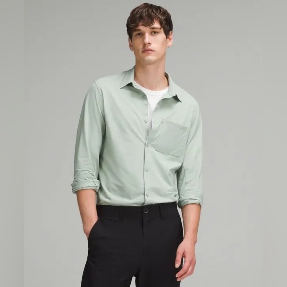Lululemon Commission Long Sleeve Shirt Oxford  Men’s M Pistachio Casual Preppy